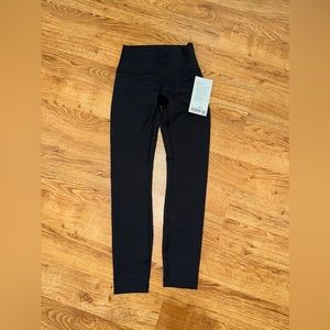 Black Wonder Train HR leggings